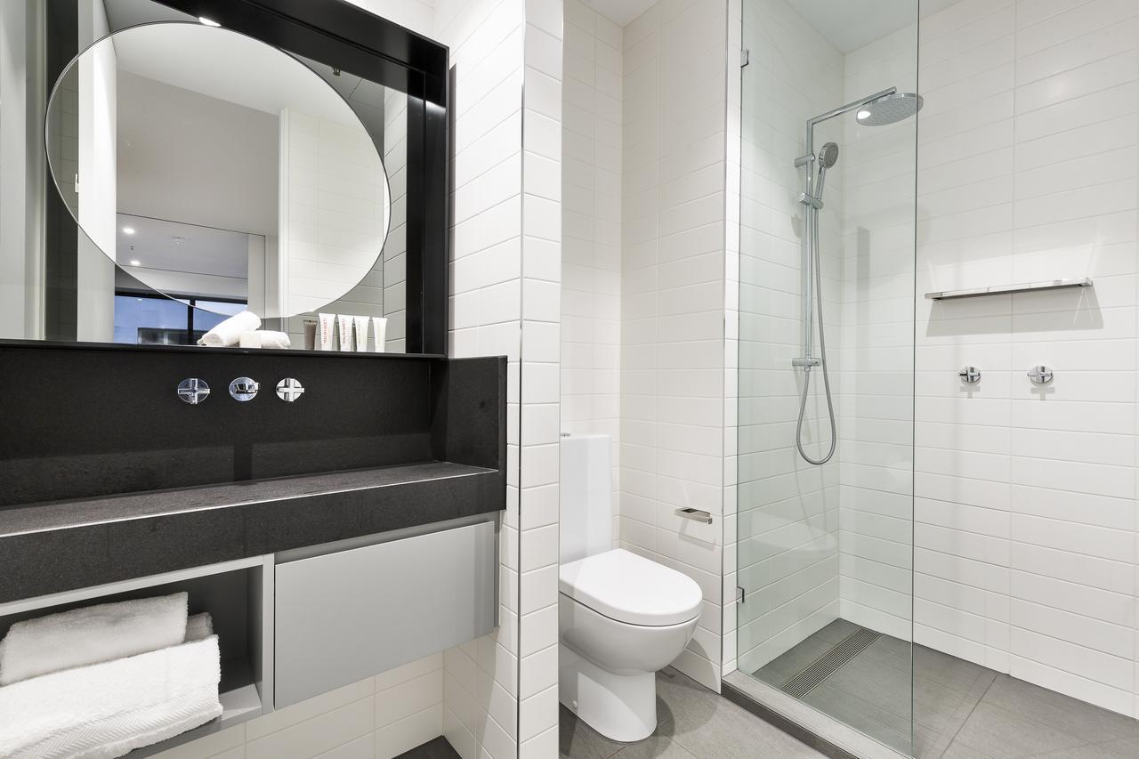 One-Bedroom Apartment,643913916:JPEG